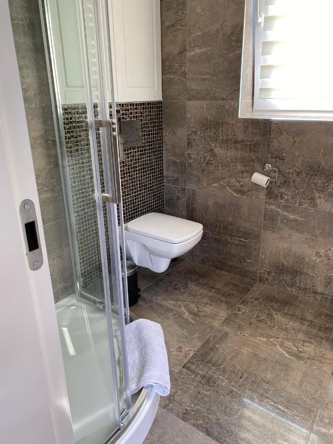 Dom Na Borowkowym Wzgorzu Apartment Palesnica Exterior foto
