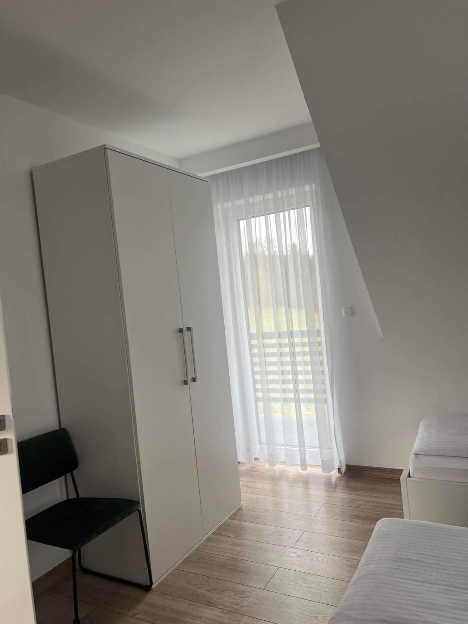 Dom Na Borowkowym Wzgorzu Apartment Palesnica Exterior foto